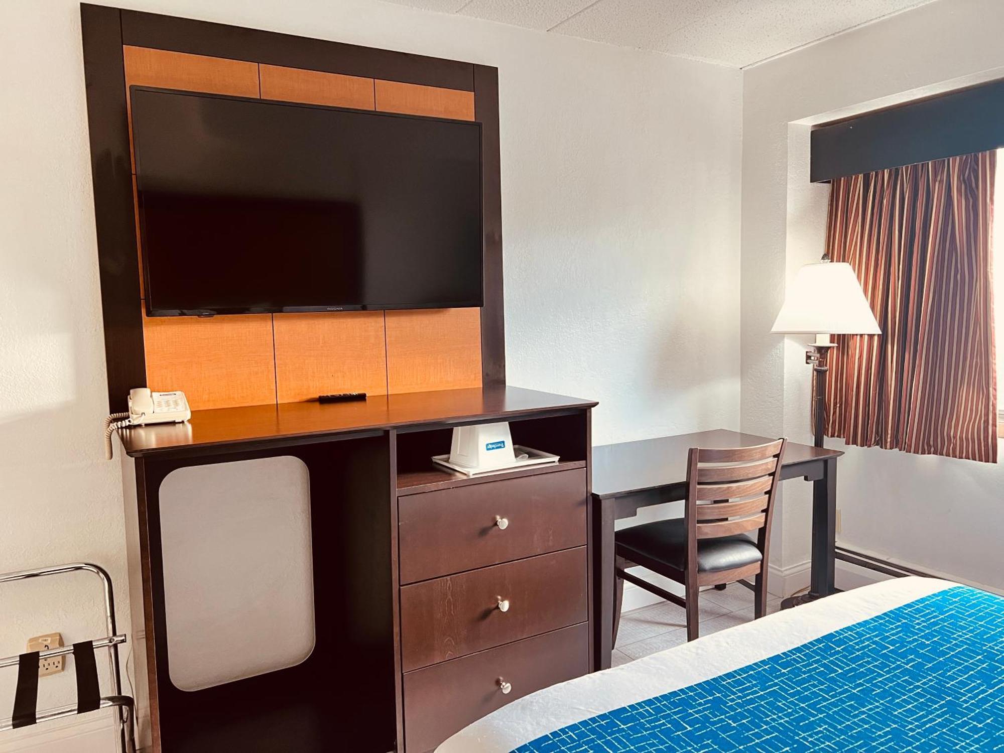 Travelodge By Wyndham Valleyfair Shakopee Exterior foto