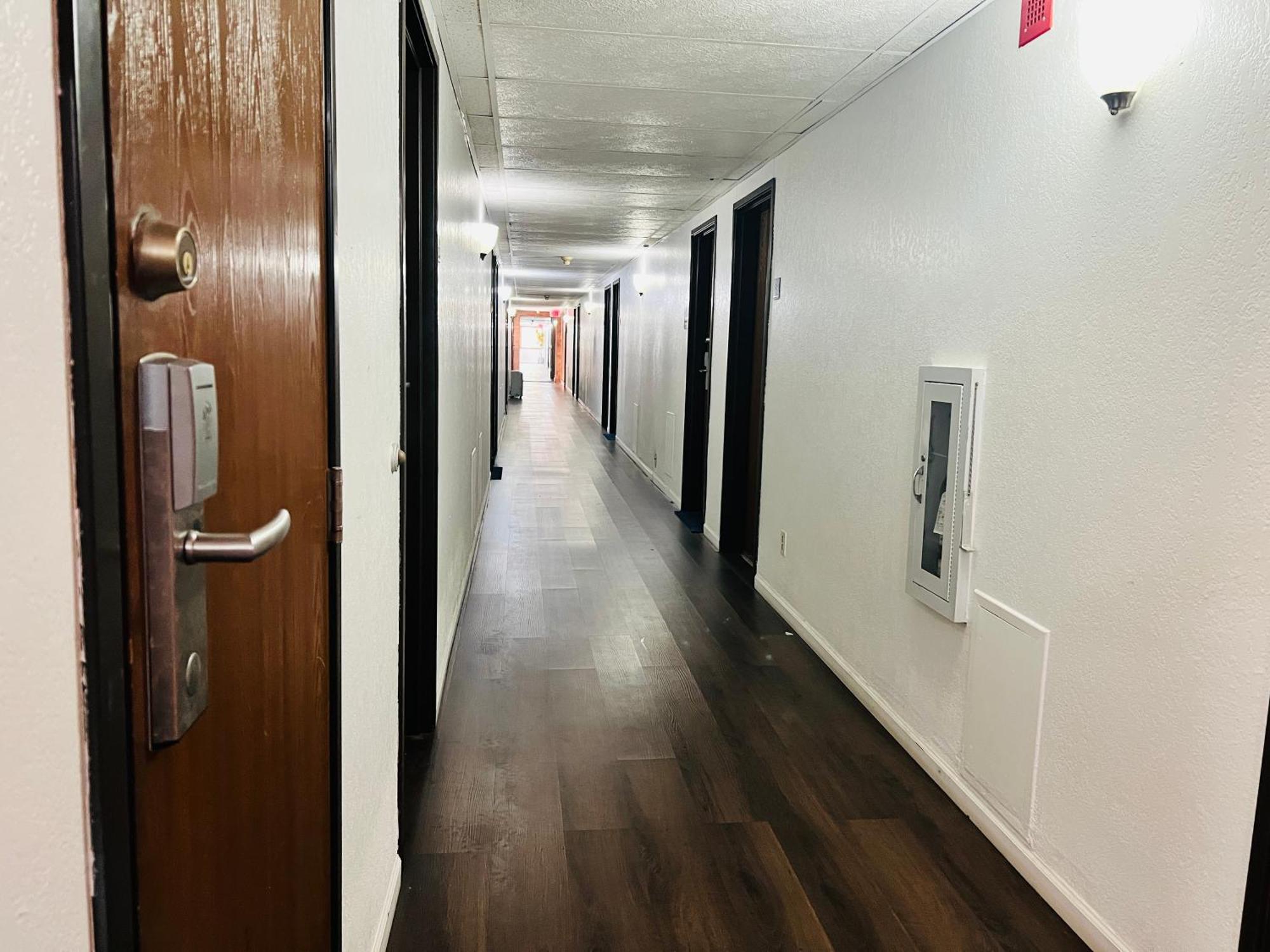 Travelodge By Wyndham Valleyfair Shakopee Exterior foto