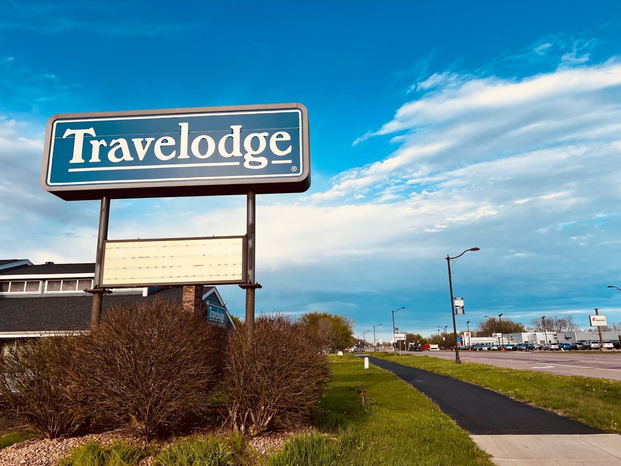 Travelodge By Wyndham Valleyfair Shakopee Exterior foto